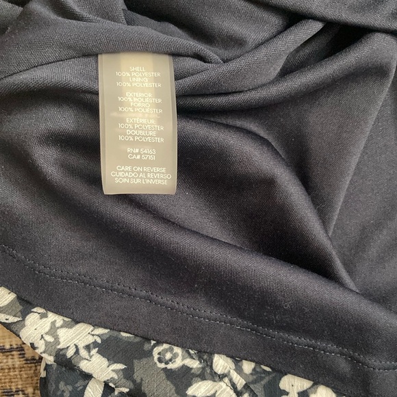 Calvin Klein Navy and White Floral Dress - Picture 6 of 8